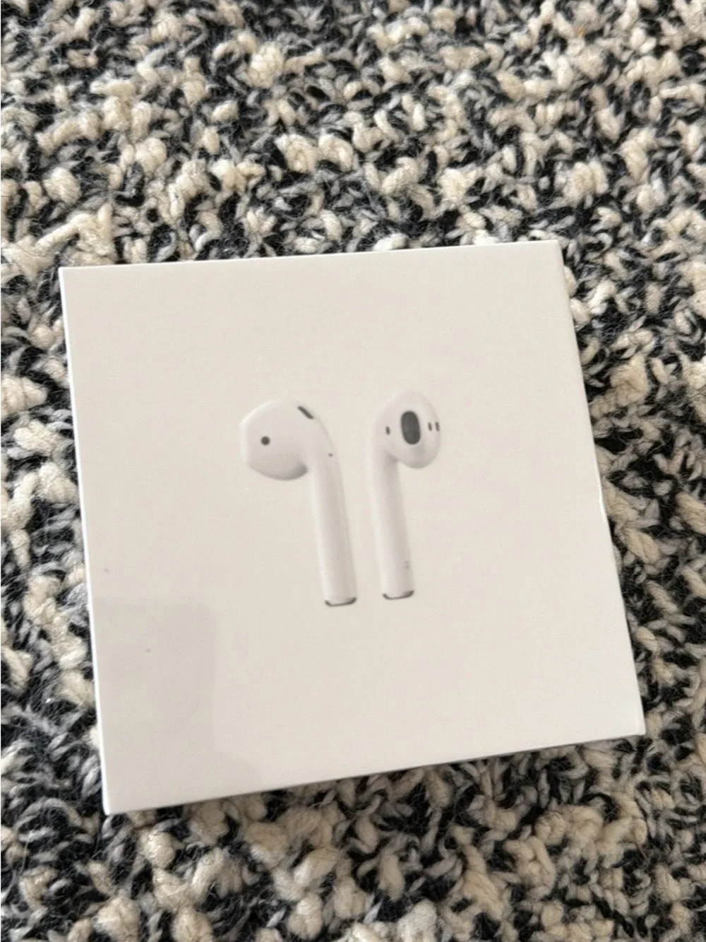 Apple White AirPods 2nd generation